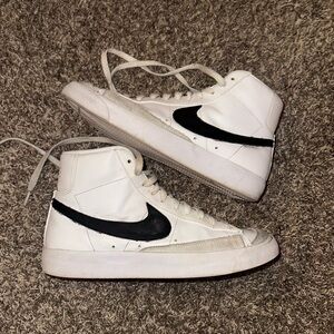 womens 9 nike blazers
